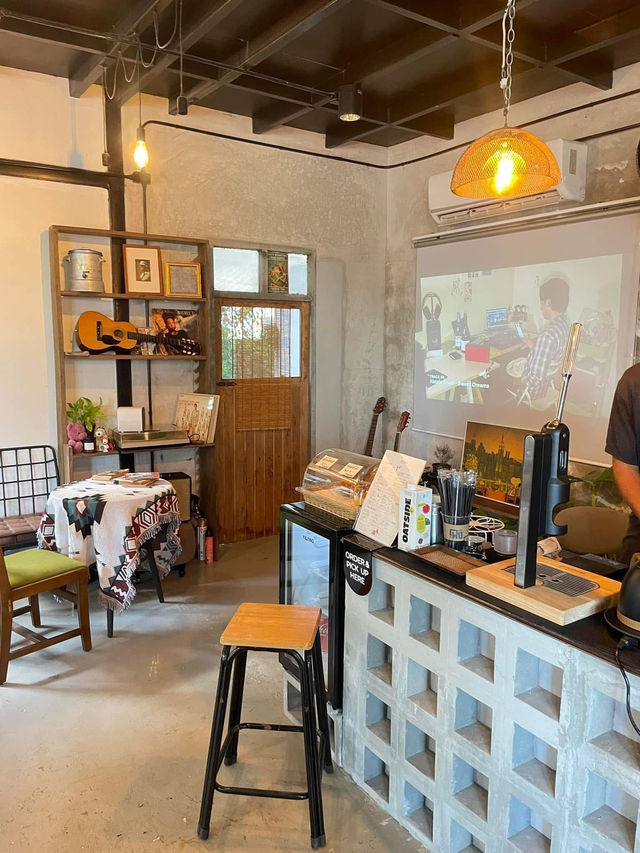 FENG CAFE 📍อยุธยา