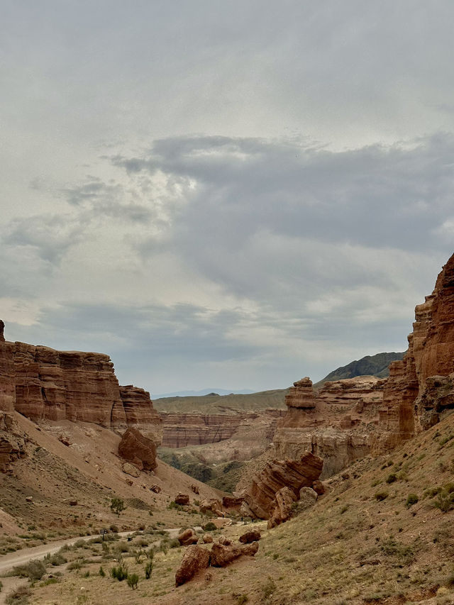 Explore the Majestic Charyn Canyon National Park in Kazakhstan 🇰🇿 