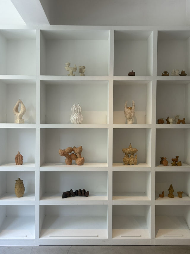 【東京・馬喰町】elävä Ⅰでのリンイフン作品展