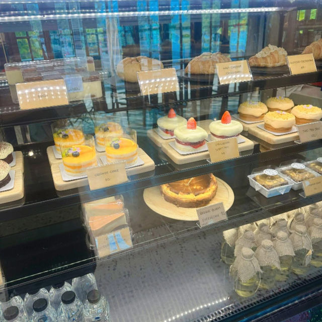 Mena Mesa Cafe & Bistro - มหาสารคาม