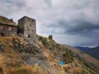 Peace & Stone Towers in Dartlo’s Neighbor, Doche