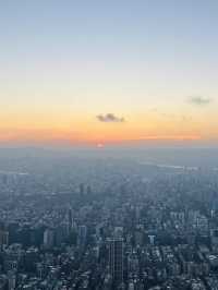 🏙️ Taipei 101 – Sky High in Daylight & Sunset