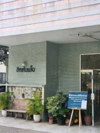 Hidden Lab Café – คาเฟ่ลับบนเขาสามมุข วิวสวย