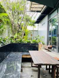 🌿 Nối Café, Da Nang – Where Time Slows in a Vietnamese Courtyard 🕰️☕