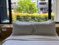 Minimalism, Light & Quiet Moments – A Hidden Gem Stay at Lloyd’s Inn Singapore