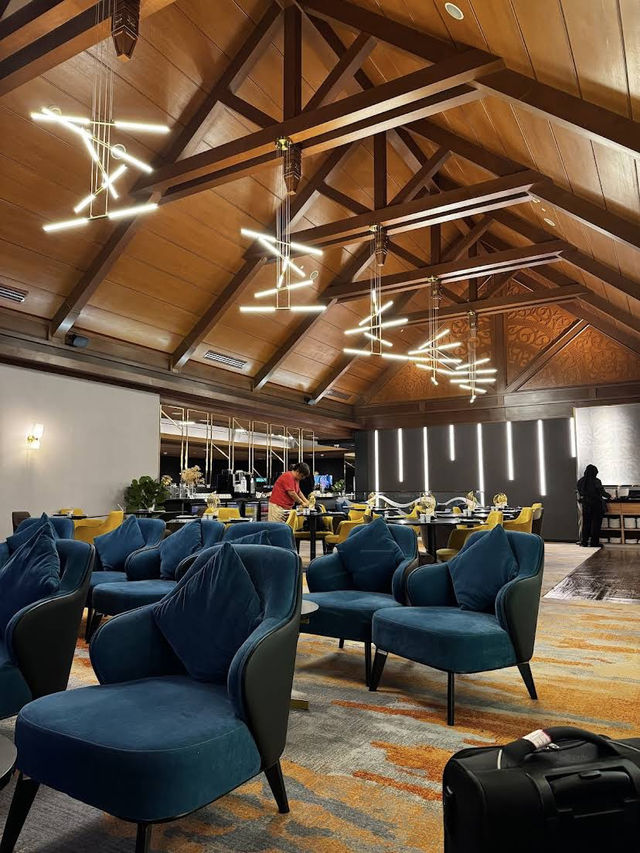 Sphere Lounge KLIA, Hotel-Style Comfort Before Takeoff