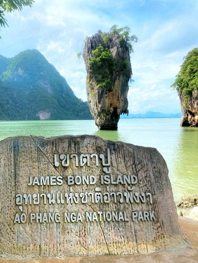 James Bond Island: Thailand’s Iconic Seascape