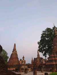 Sukhothai's Ghost General: War Dust, Crickeg Psalms And Art Of Surrender