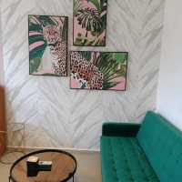 Paxtonz Mana-Mana Suites - vicarious NYC modern living in Empire Damansara. 