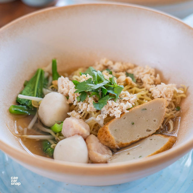 บุฟเฟ่ต์มื้อกลางวันสุดคุ้ม โรงแรมใจกลางเมืองระยอง บุฟเฟ่ต์มื้อกลางวันสุดคุ้ม โรงแรมใจกลางเมืองระยอง