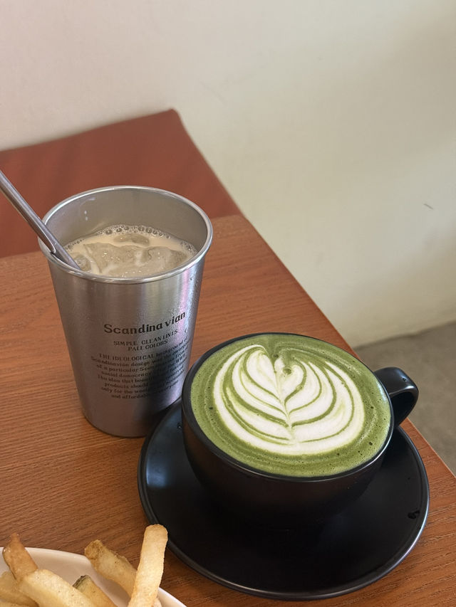 ☕🍵 Matcha Latte & Pesto Sandwich @ Bay Avenue, Bayan Lepas 🥪✨