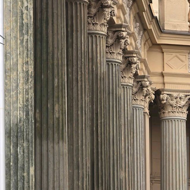 슈베린 성 (Schwerin Castle)