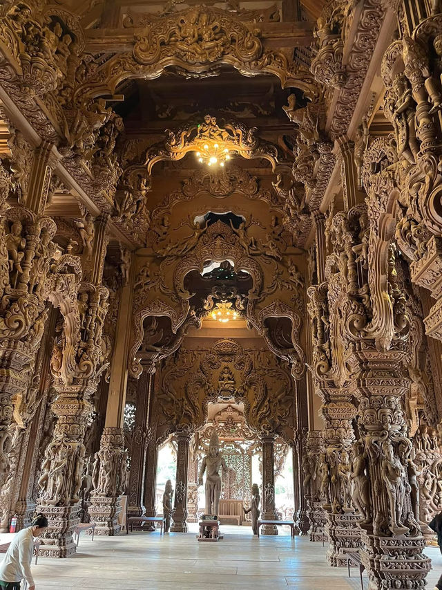 🛕 The Sanctuary of Truth – Pattaya’s Architectural Wonder 🌅 🛕 The Sanctuary of Truth – Pattaya’s Architectural Wonder 🌅