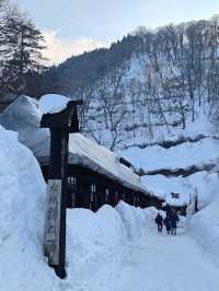 穿越時光的雪見秘湯──乳頭溫泉鶴之湯體驗記