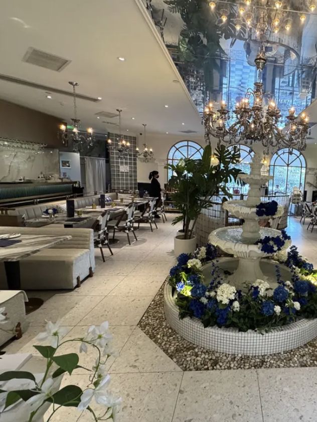 探店攻略～宮廷風花海餐廳🌸 