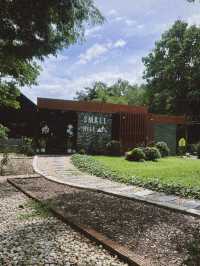 Cafe & Restaurant 