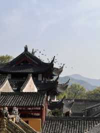 วัดเทียนทง วัดพุทธโบราณกว่า 1,700 ปี ที่หนิงโป 🏯