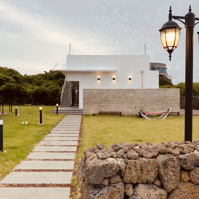Modern Escape🏡