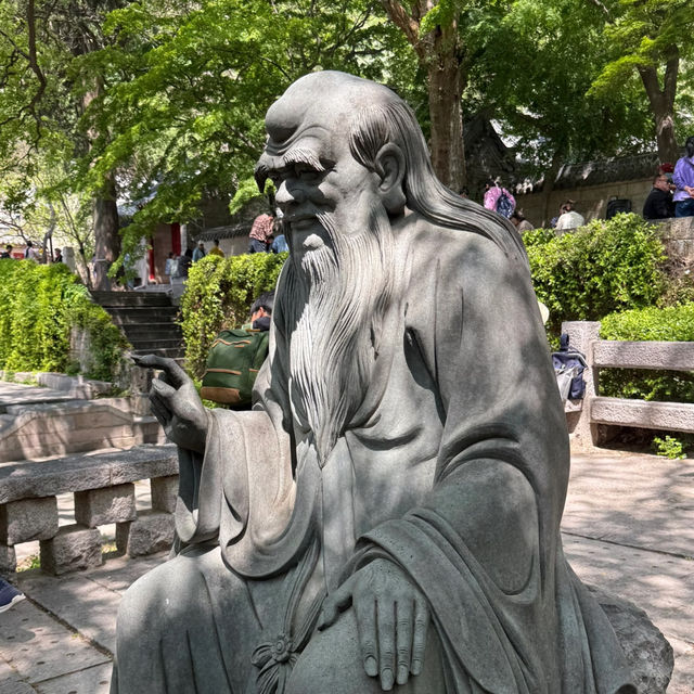 🌿  Laoshan Taiqing Palace – A Seaside Taoist Wonderland