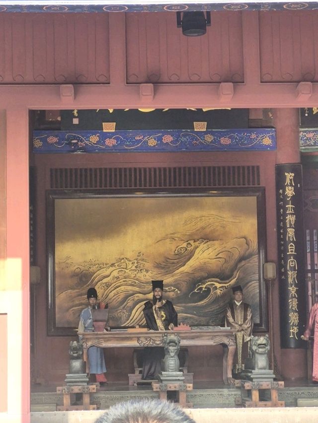 โชว์ตามรอยเปาบุ้นจิ้น — แฟนพันธุ์แท้ต้องมาศาลไคฟง