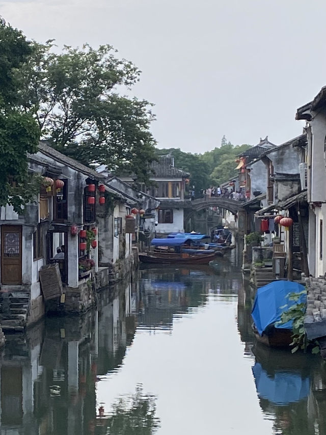 去蘇州，千萬別錯過中國有名的水鄉古鎮  - 周莊✨