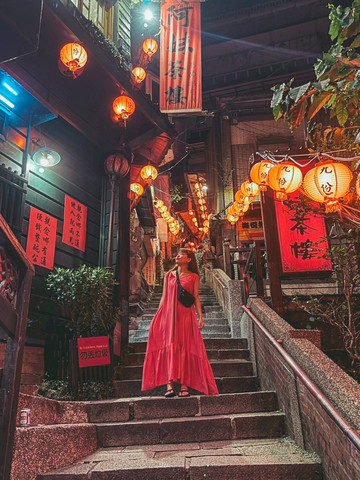 静けさを取り戻した夜と早朝の九份 | Trip.com — Тайвань