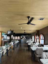 Stay Elegan di Hermes Palace Hotel Medan