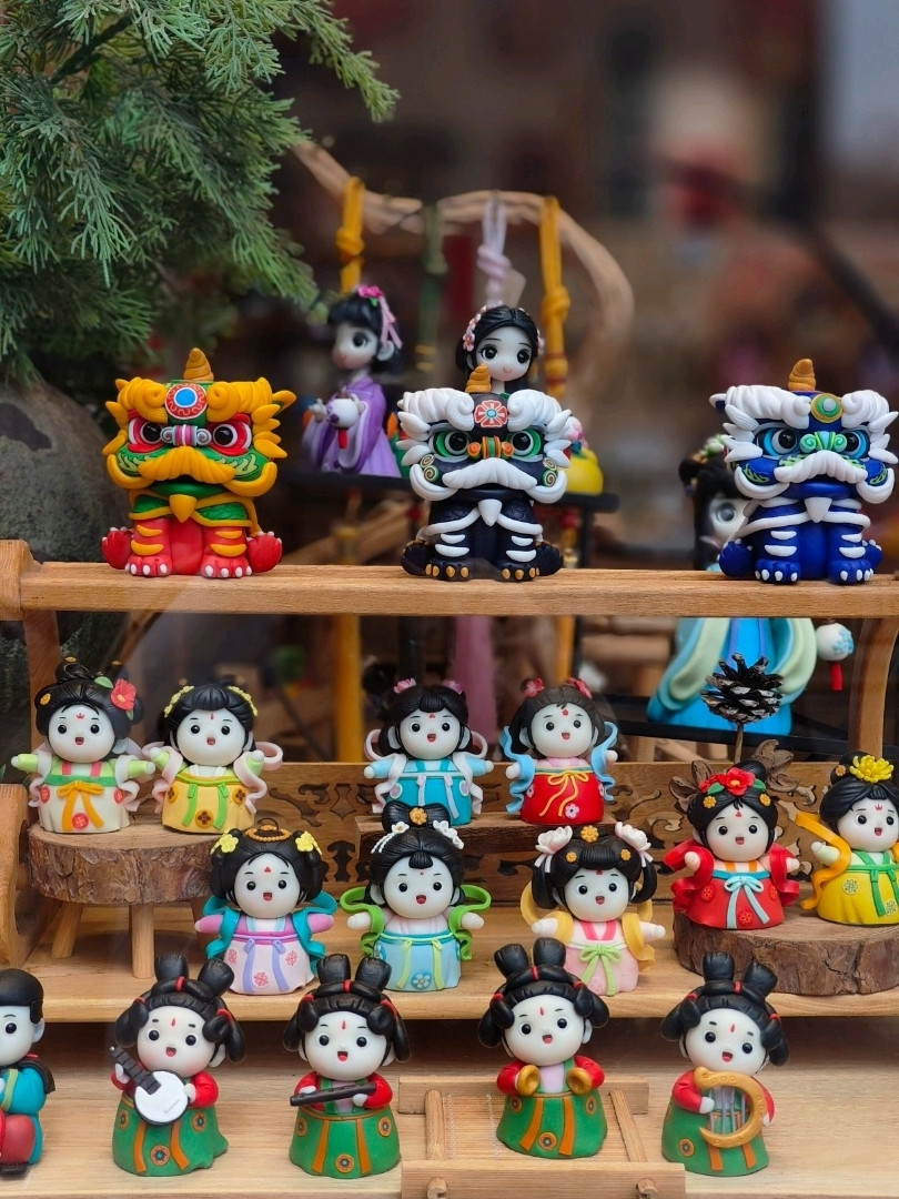 民話のキャラクターが溢れる、手作りミニフィギュアの店。 | Trip.com 西安