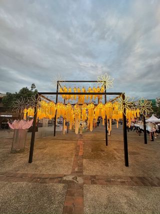 Yi Peng Lantern Festival in Chiang Mai: How to Do It Without the Price Tag