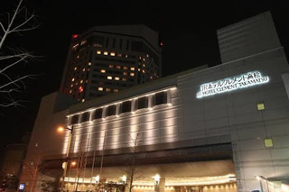 Front Row to Takamatsu's Ocean View! Embrace the Seto Inland Sea in a Second? The Perfect Getaway at JR Hotel Clement Takamatsu  　。
