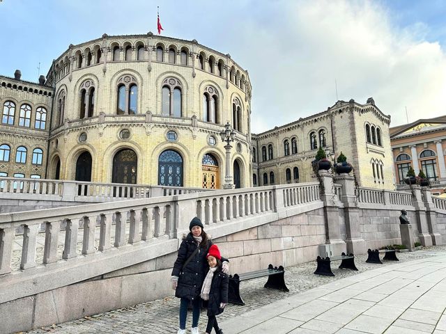 挪威🇳🇴景點-挪威國會大廈