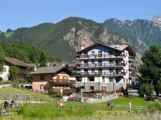 Busson: a quite escape in Aosta Valley 