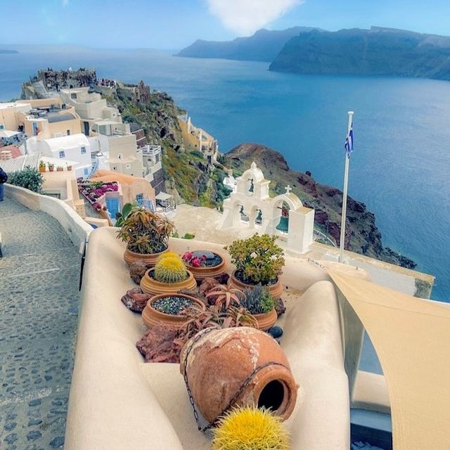 Dreamy Santorini 💙