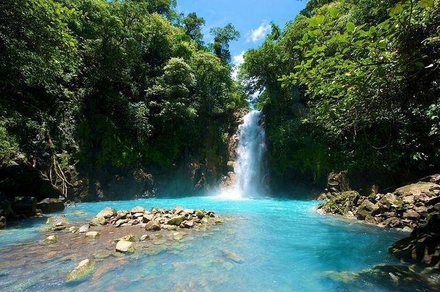 Hidden Gem: Exploring La Fortuna Waterfall