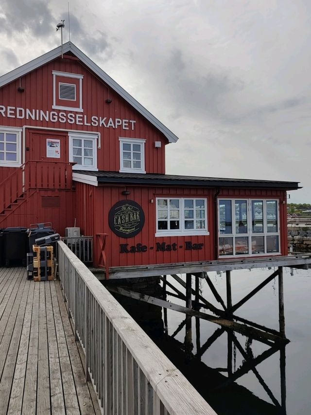 Best way to discover the Norvegian coastline