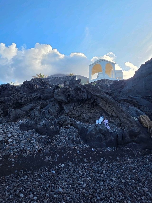 Aeolian Island
