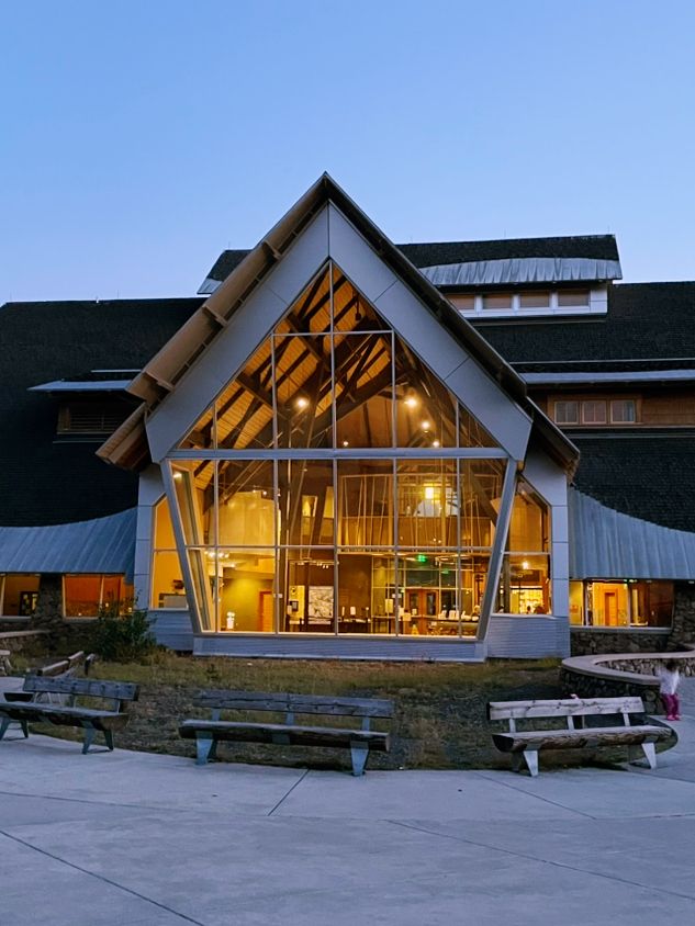 🏕️ Where to Stay in Yellowstone & Grand Teton National Parks 🛏️🌲