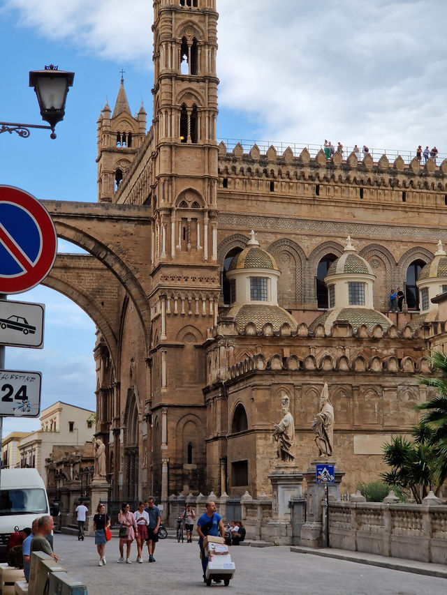 Five unmissable places to visit in Sicily (with Catania as your base)🇮🇹🌋