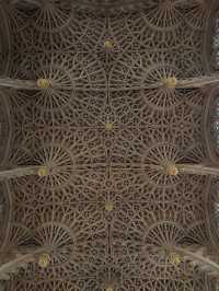 🏛 Westminster Abbey – The Coronation Cathedral of Kings and Culture