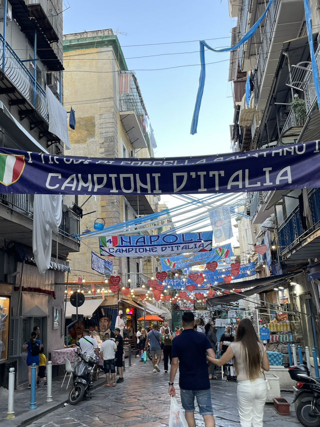 🌆 รีวิวเมือง Napoli (เนเปิลส์) 