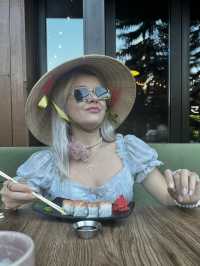 The secret restaurant in Moscow where you can eat all day less then 100$