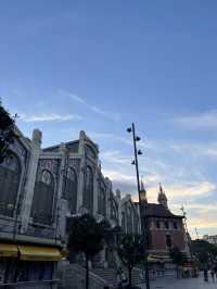 Valencia: Walls That Speak – Street Art & Urban Vibes 🎨🌆✨