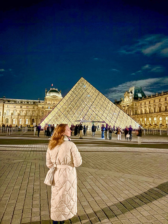 Paris Lights Up🌟