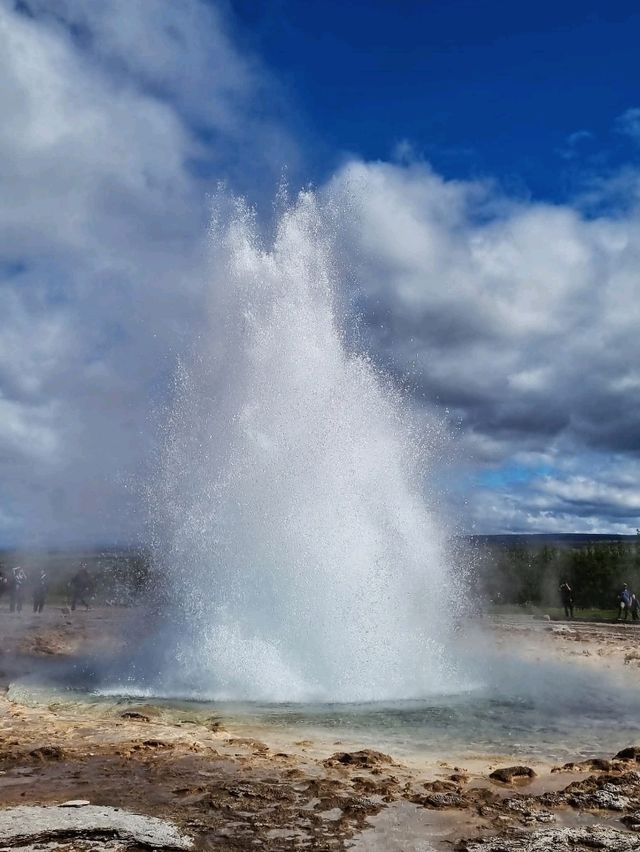 Geyser Magic 🌋