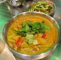 Delicious Thai Delicacies - Aroi Thai Restaur
