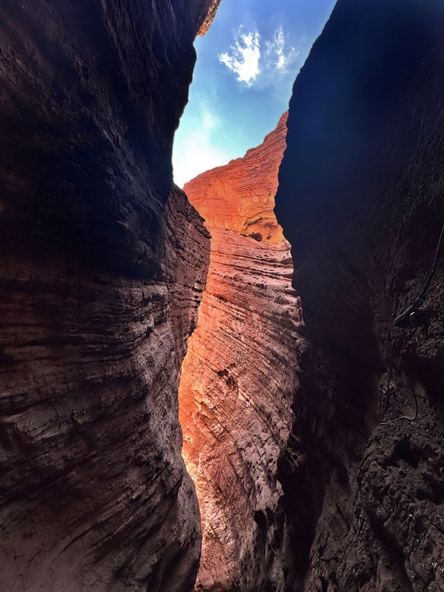 南疆： 天山神秘大峽谷VS溫宿大峽谷