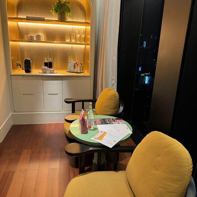 「The Standard」：曼谷CBD最高酒店，享受動感日夜景色