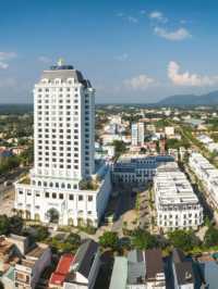 🌟 Tay Ninh's Top Stay: Melia Vinpearl Magic! 🏨✨