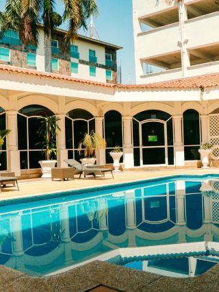 🌟 Villahermosa's Hidden Gem: Quinta Edén! 🌳🏨