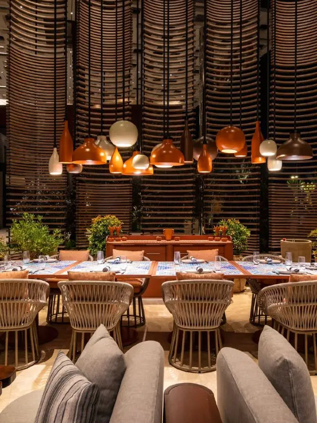 🎰✨ Vegas Vibe: Top Stay at Durango Casino & Resort 🌴